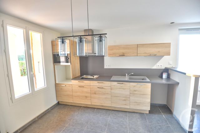 Appartement T2 à louer - 2 pièces - 50.94 m2 - BOURG DE PEAGE - 26 - RHONE-ALPES - Century 21 Orcalla Immobilier